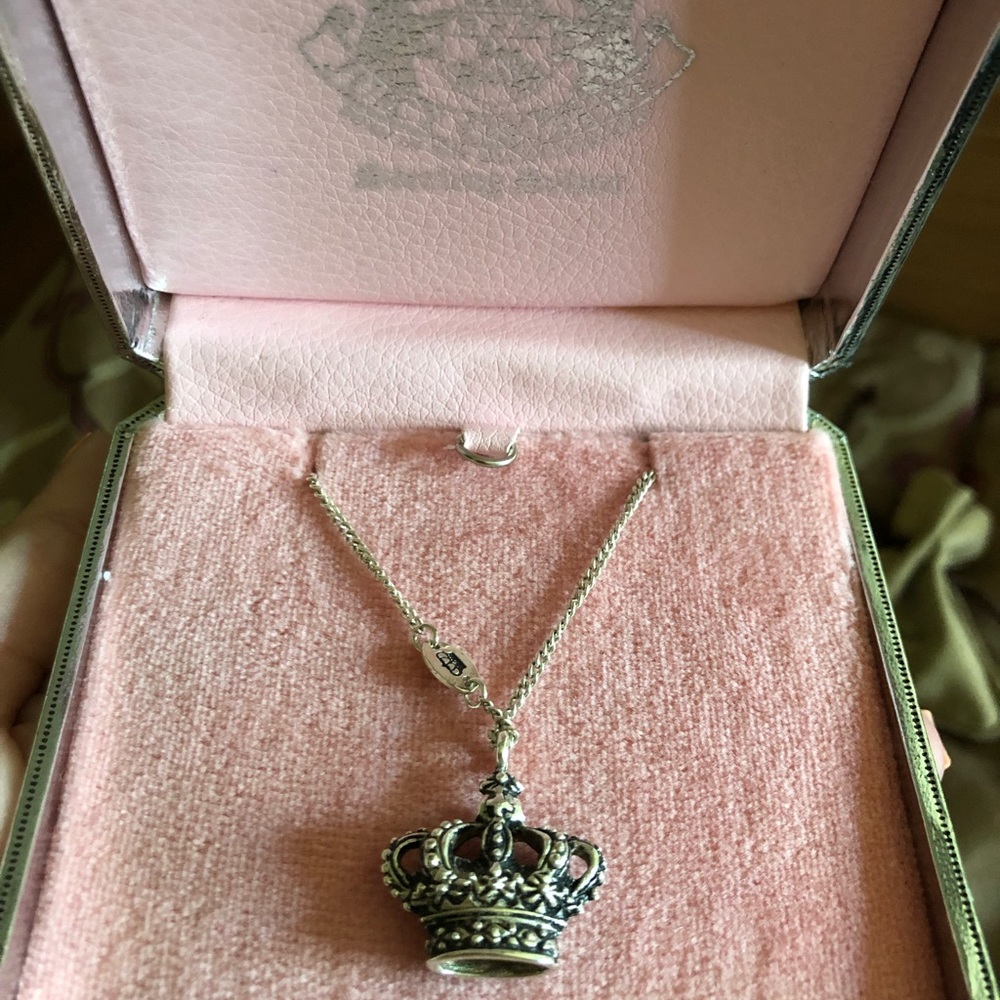 Juicy couture crown necklace
